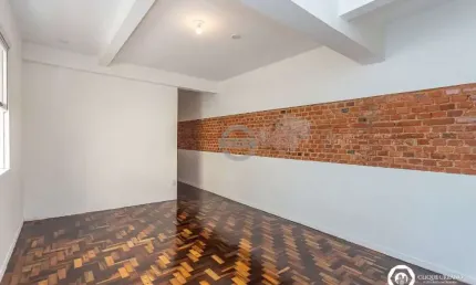 Apartamento com 2 quartos para alugar na Avenida Cristóvão Colombo, 878, Floresta, Porto Alegre por R$ 1.600