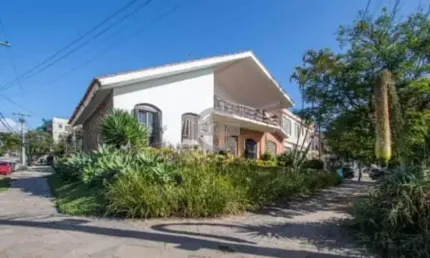 Casa comercial para alugar na Praça Lima Duarte, 57, Chácara das Pedras, Porto Alegre por R$ 25.000