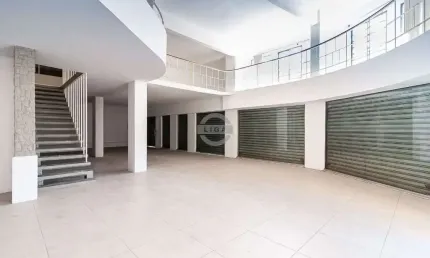 Ponto comercial à venda na Avenida Benjamin Constant, 650, São João, Porto Alegre por R$ 1.800.000