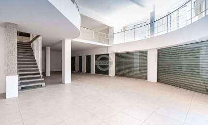 Ponto comercial para alugar na Avenida Benjamin Constant, 650, São João, Porto Alegre por R$ 9.000