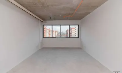 Sala comercial para alugar na Avenida Assis Brasil, 2827, Cristo Redentor, Porto Alegre por R$ 1.600