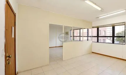 Sala comercial com 2 salas para alugar na Rua Nunes Machado, 201, Azenha, Porto Alegre por R$ 900