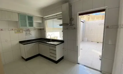 Vendo casa bairro novo  praia itacimirim em camaçari