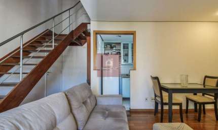 Excelente Duplex em Moema Pássaros com 64m², 2 dormitórios, 2 vagas.