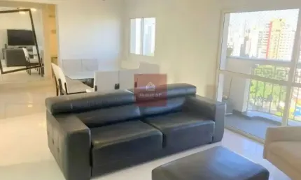 Excelente apartamento com 150m², andar alto, 3 dormitórios, sendo 3 suítes, 3 vagas.