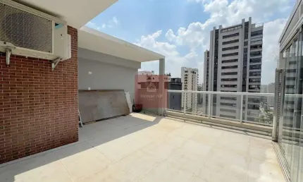 Apartamento com 121m², reformado, 2 dormitórios, sendo 2 suítes, 2 vagas.