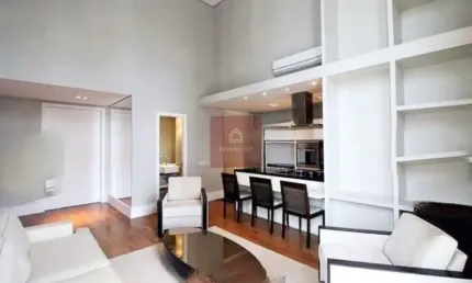 Excelente apartamento com 157m², 2 dormitórios, sendo 2 suítes, 3 vagas de garagem independentes.
