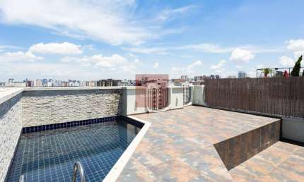 COBERTURA PARA LOCAÇÃO EM MOEMA 182² 2DORMS 1SUITE 2VAGAS DE GARAGEM COM PISCINA