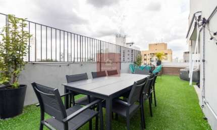 Descubra um triplex exclusivo na charmosa Vila Olímpia.
