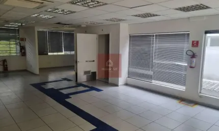 Moema, Loja com vão livre, 375AC, 6 banheiros, 4 vagas, bem localizada
