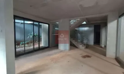 Pinheiros, Loja nova, contra-piso, 389AU, 1 vaga PCD,