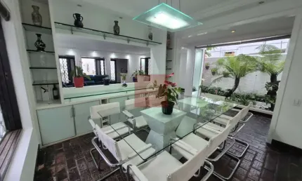 Brooklin, Casa com 4 suites, 6 vagas, piscina e área gourmet, perto do metrô Campo Belo