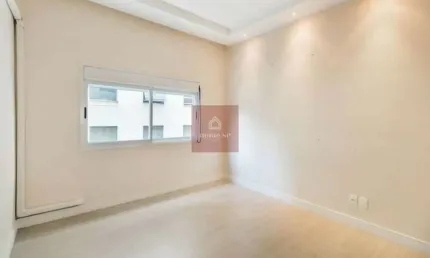 Belíssimo apartamento reformado para venda e locação.