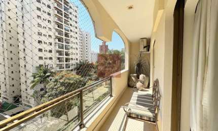 Excelente apartamento com 138,84m², frente, andar alto, 3 dormitórios, 1 suites, 2 vagas.