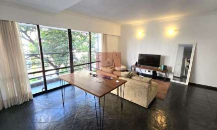 Apartamento a venda na Vila Olimpia em excelente localização