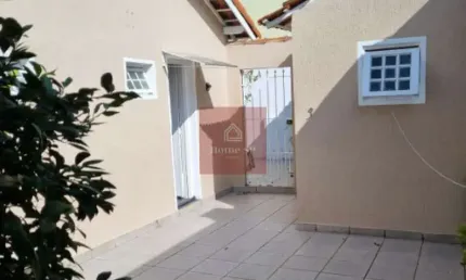 Casa a venda na Vila Clementino, aceita permuta com apartamento no bairro.
