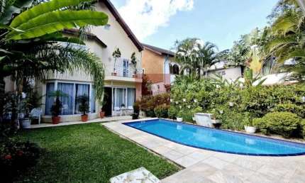 ALTO DA BOA VISTA - CASA TIPO PARA VENDA 4 QUARTOS, SENDO 4 SUITES, 3 VAGAS, 395m²