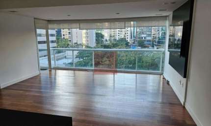 Itaim; apartamento com 91 metros, 01 suíte, 02 banheiros,02 vagas.