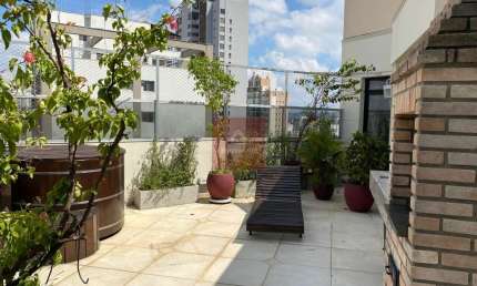 Charmosa cobertura para venda em Moema excelente localização fora de rota