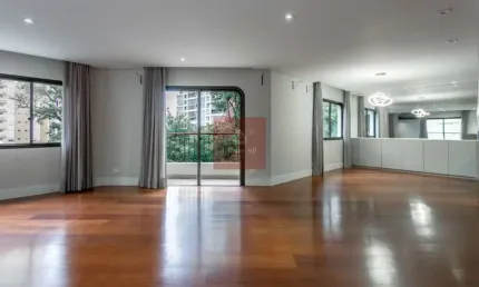 Apartamento no campo belo com 3 suítes, 4 vagas - reformado