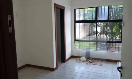 ÓTIMA SALA COMERCIAL DE 32 M² NO CENTRO ODONTO MEDICO DO VILAS TRADE CENTER