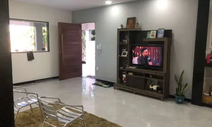 Casa com 3 quartos à venda no Fátima Cidade Jardim, Guarapari  por R$ 550.000