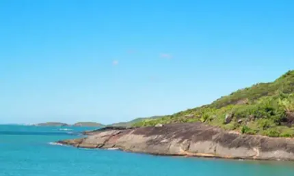 Ponto comercial com 8 salas à venda no Santa Mônica, Guarapari , 274 m2 por R$ 711.457