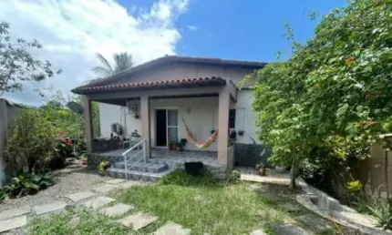 Casa com 5 quartos à venda no Jardim Boa Vista, Guarapari  por R$ 700.000