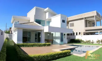 Excelente Casa Duplex em Alphaville Jacuhy! Com 4Qts, 3Suítes, 2Vgs, 276m²