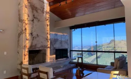 MANSÃO DUPLEX COM VISTA PARA AS MONTANHAS / VARGEM ALTA - ES