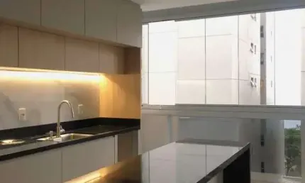 Apartamento NOVÍSSIMO na quadra do mar, na região mais valorizada da Praia da Costa!!!!