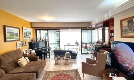 APARTAMENTO NO CORAÇÃO DO BAIRRO DA PRAIA DO CANTO - VITÓRIA / ES