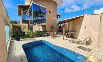 CASA DUPLEX COM FINO ACABAMENTO NA PRAIA DO MORRO / GUARAPARI - ES