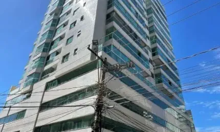 LINDO APARTAMENTO EM ÓTIMA LOCALIZAÇÃO NA PRAIA DO MORRO / ES