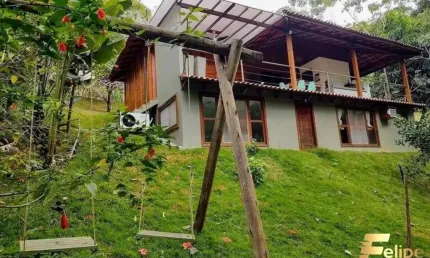 CASA DE CAMPO MOBILIADA COM PORTEIRA FECHADA EM DOMINGOS MARTINS
