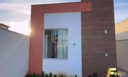 Casa com três quartos localizada na Enseda Azul em Guarapari
