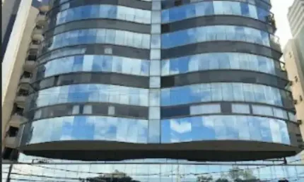 EXCELENTE APARTAMENTO COM PORTEIRA FECHADA NA PRAIA DE ITAPARICA
