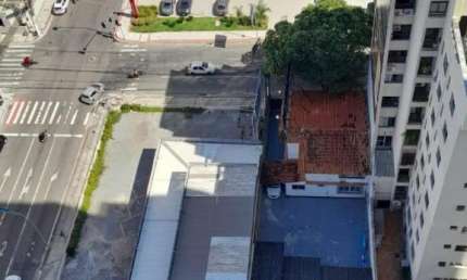 CASA PARA FINS COMERCIAIS NO MELHOR LOCAL DE VILA VELHA - ES