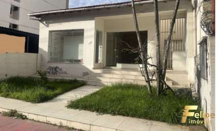 CASA À VENDA NA AV CHAMPAGNAT - PRAIA DA COSTA - VILA VELHA / ES