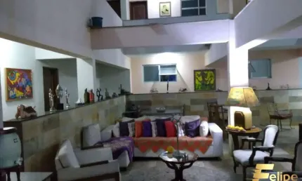 OPORTUNIDADE DE PRÉDIO PARA FINS COMERCIAIS NO CENTRO / GUARAPARI