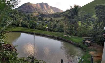 EXCELENTE SÍTIO COM PISCINA,VISTA PRIVILEGIADA E TERRENO PARA PLANTAÇÃO