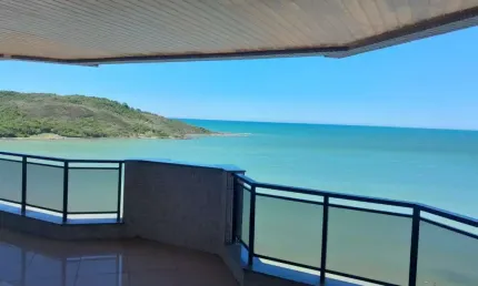 Mega apartamento com vista para o mar na praia do morro