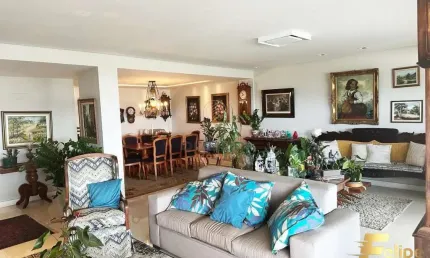 APARTAMENTO COM UMA DAS MELHORES PLANTAS EM EXCELENTE LOCALIZAÇÃO!!!