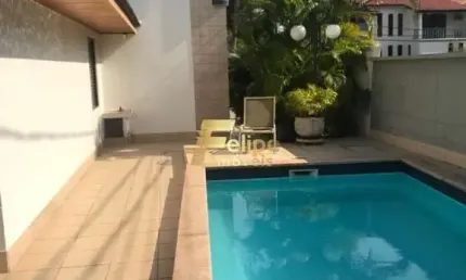UMA DESLUMBRANTE CASA DUPLEZ PARA VOCÊ MORAR NA MATA DA PRAIA.