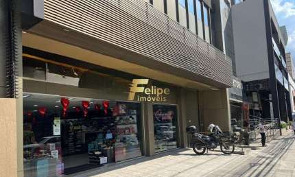 Ponto comercial com 1 sala para alugar no Santa Lúcia, Vitória 