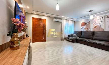EXCELENTE OPORTUDADE CASA DUPLEX DE 05 QUARTOS E UMA SUÍTE MASTER NO BAIRRO REPÚBLICA EM VITÓRIA/ES!