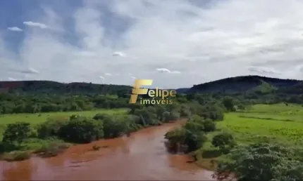 MARAVILHOSA FAZENDA RICA EM ÁGUA PRÓXIMO A GOVERNADOR VALADARES.