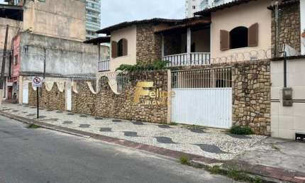 Casa para locação em Guarapari-ES, Muquiçaba: 5 quartos, 3 salas, 5 banheiros, 2 vagas de garagem, 200m².