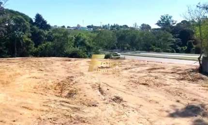 Vende Terreno com EXCELENTE localização em Jardim Limoeiro!!
