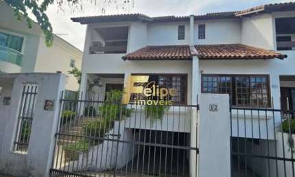Casa com 3 quartos à venda no Mata da Praia, Vitória 